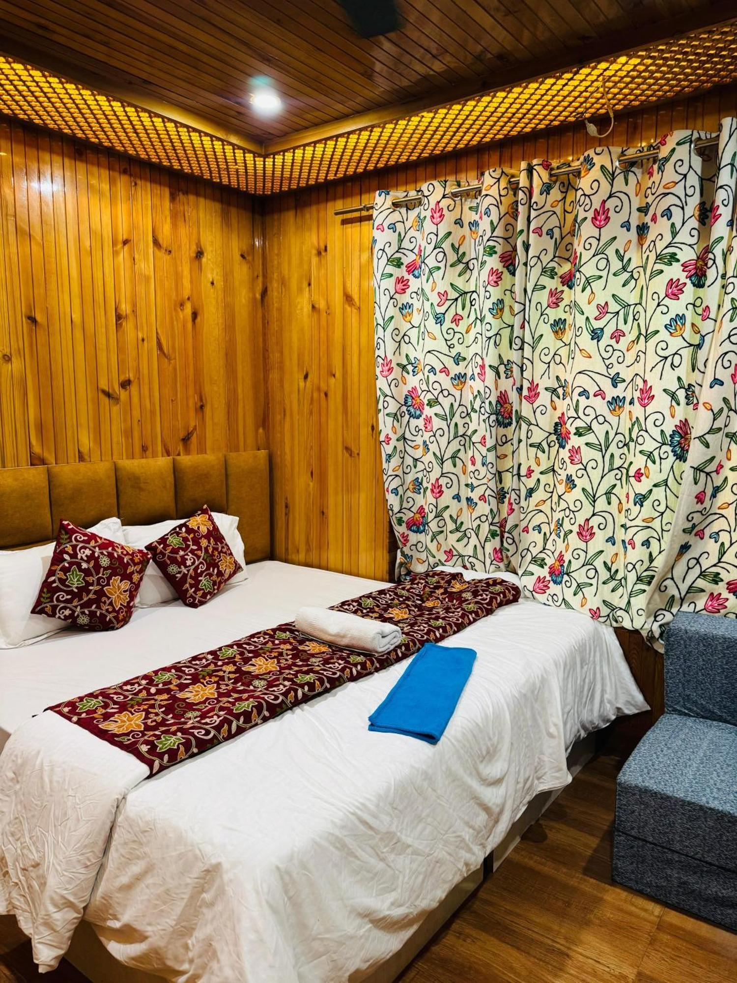 Frosty Mountain Resort Пахалгам Экстерьер фото