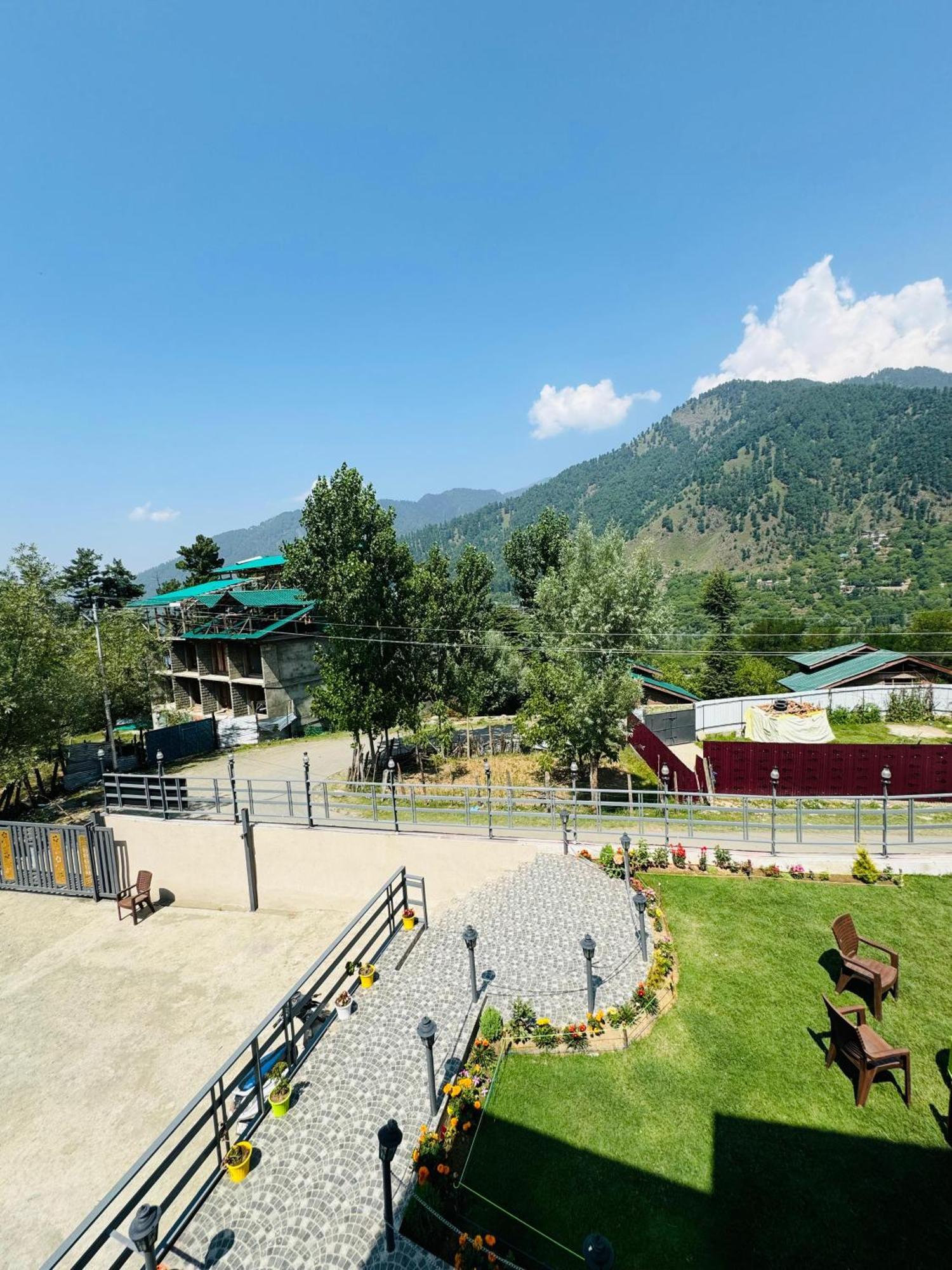 Frosty Mountain Resort Пахалгам Экстерьер фото